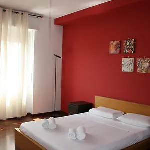 https://kandinsky-house-metro-m2.italymilanhotels.net